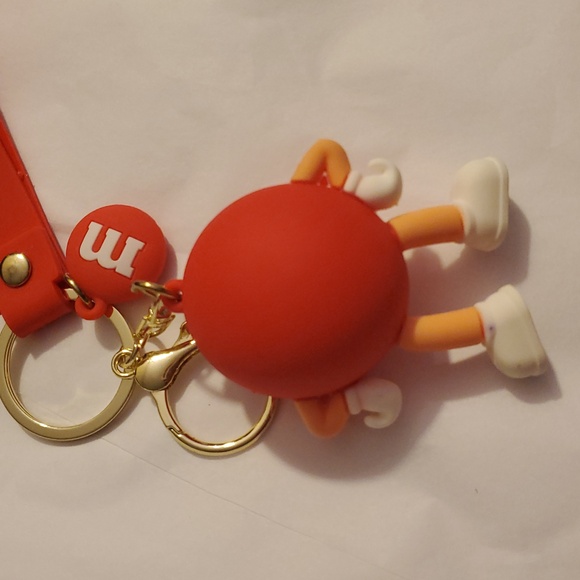 M&M's Red Keychain - Picture 5 of 5